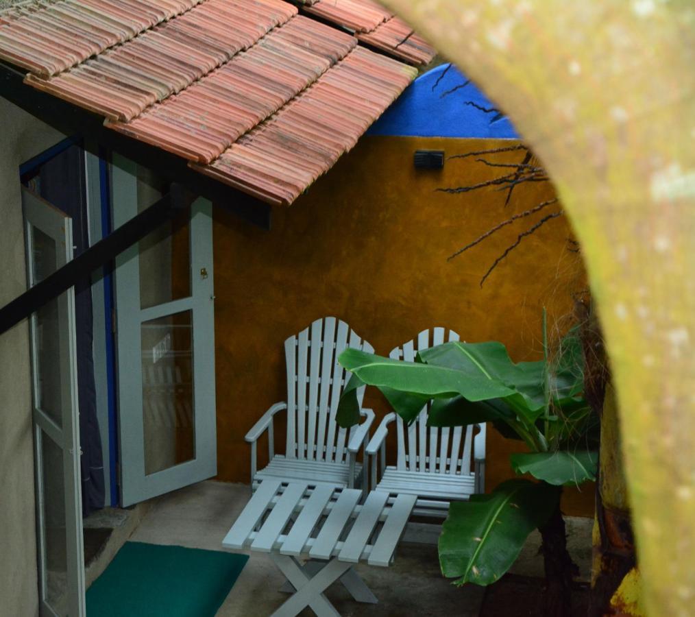 View Guesthouse & Bistro At Goyambokka Tangalle Bagian luar foto